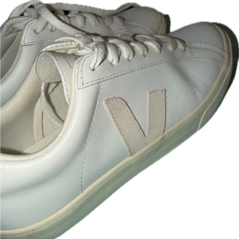 Veja Men's Women's VEJA Esplar Leather extra white size women's size 7